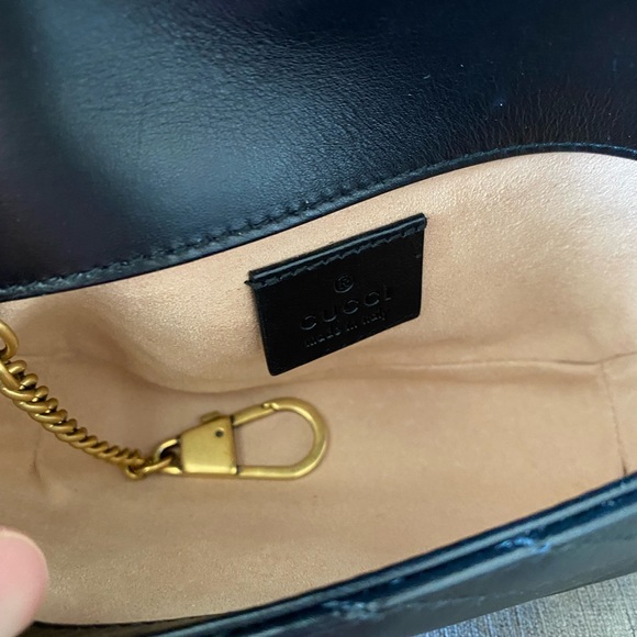 ✨IMMACULATE PRISTINE ✨ 💯% AUTHENTIC GG Marmont matelassé leather super mini bag - Picture 6 of 7